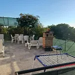 Villa Valkane Pet Friendly 150M From The Stunning Valkane Beach, City Indoor Pools-Fitness And City Mall